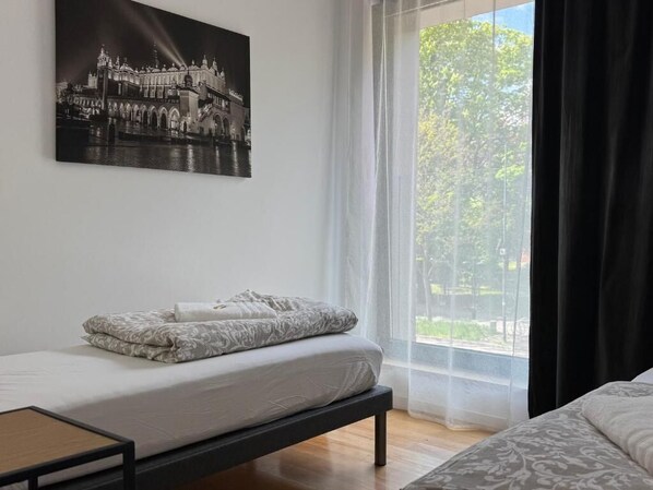 Comfort Suite, Balcony, City View (APS127)