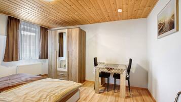 3 chambres, Wi-Fi, draps fournis