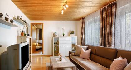 Apartment 'Ferienwohnung Annette' with Shared Terrace and Wi-Fi