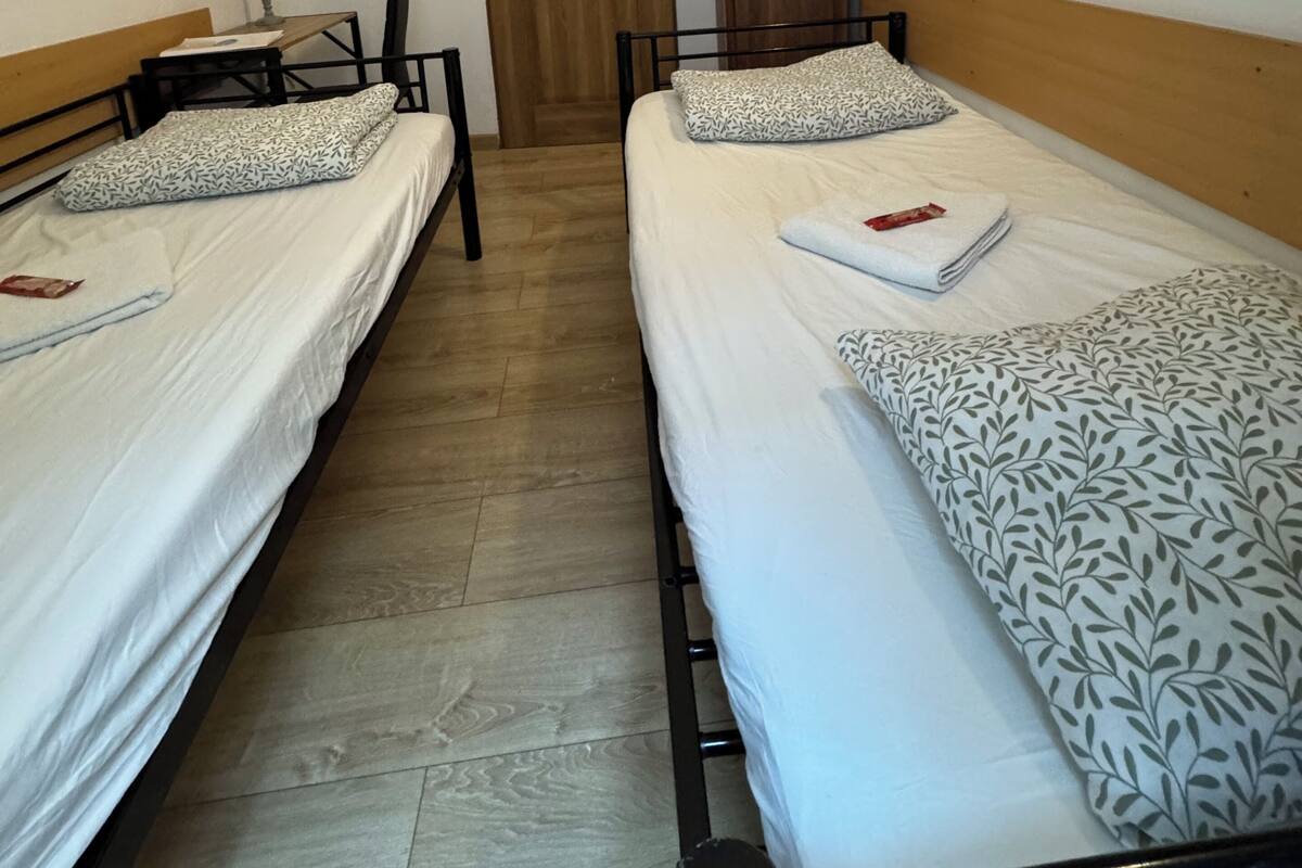 Iron/ironing board, free WiFi
