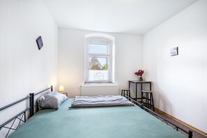 5 Schlafzimmer, WLAN, Bettwäsche