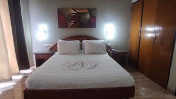 Superior Suite | In-room safe, desk, laptop workspace, iron/ironing board