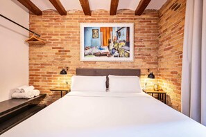 2 bedrooms, iron/ironing board, free WiFi, bed sheets - Sweett | Gallery Poble Sec I (Barcelona)