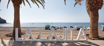 Holidays 'La Lajita Beach Studio' with Sea View, Wi-Fi and Air Conditioning