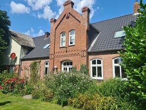 Esterni