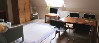 Hof Neudamm Large Holiday Apartment
