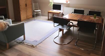 Hof Neudamm Large Holiday Apartment