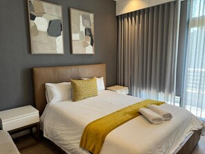 2 quartos, ferros/tábuas de passar roupa, Wi-Fi, roupa de cama