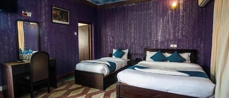 1 bedroom, internet, bed sheets