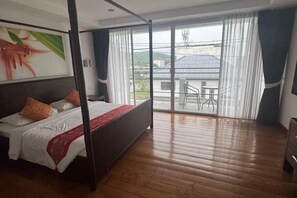 Room - Spacious Villa 4 bedrooms sea view (Tambon Rawai)
