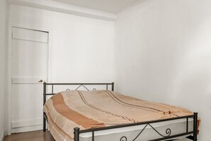 2 室のベッドルーム、WiFi、ベッドシーツ