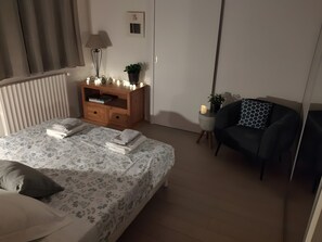 1 bedroom, WiFi, bed sheets