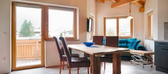 Apartment 'Resi' with Balcony and Wi-Fi