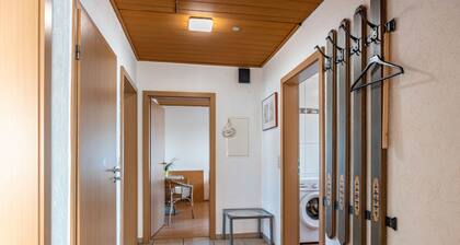 Apartment '3' - Ferienwohnung Weiss