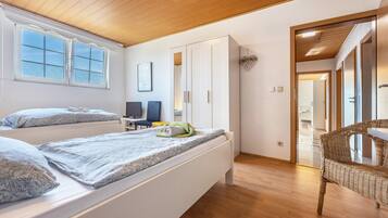 3 Schlafzimmer, Bügeleisen/Bügelbrett, WLAN, Bettwäsche