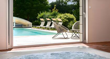 La clef des champs - Piscine et Jacuzzi - Lémeré