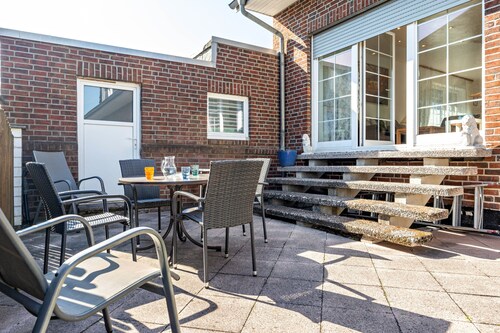 Apartment '2 mit Garten'