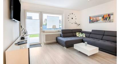 Holiday Home 'Am Wald' with Private Terrace, Private Garden and Wi-Fi