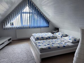 4 habitaciones, wifi y ropa de cama