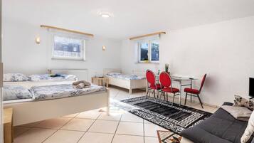 1 makuuhuone, silitysrauta/-lauta, Wi-Fi, vuodevaatteet