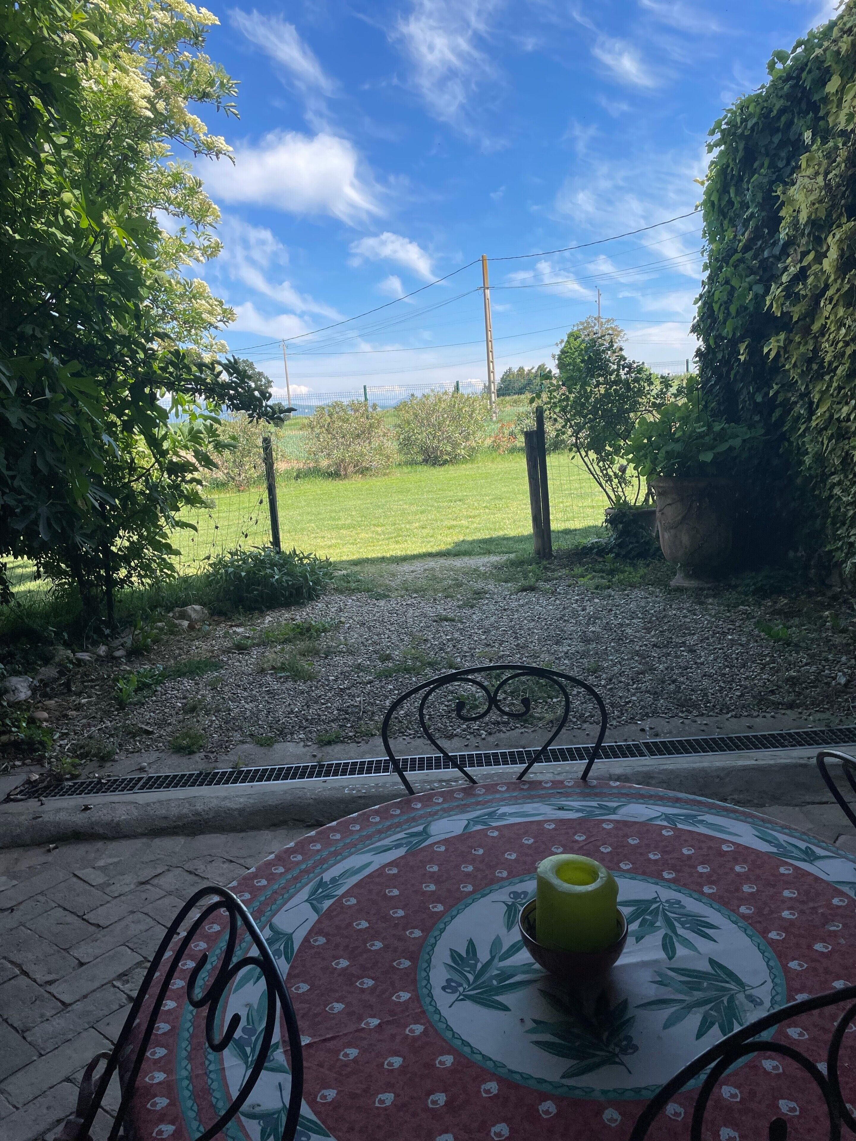Outdoor dining