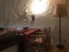 Dining - Apartment 1 (for 2 people) (Sauzet)
