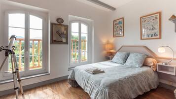 2 chambres, fer et planche Ă repasser, Wi-Fi, draps fournis