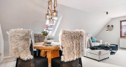 Apartment 'Weserstrand' with Private Garden and Wi-Fi