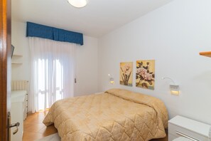 2 Schlafzimmer, Bügeleisen/Bügelbrett, WLAN, Bettwäsche