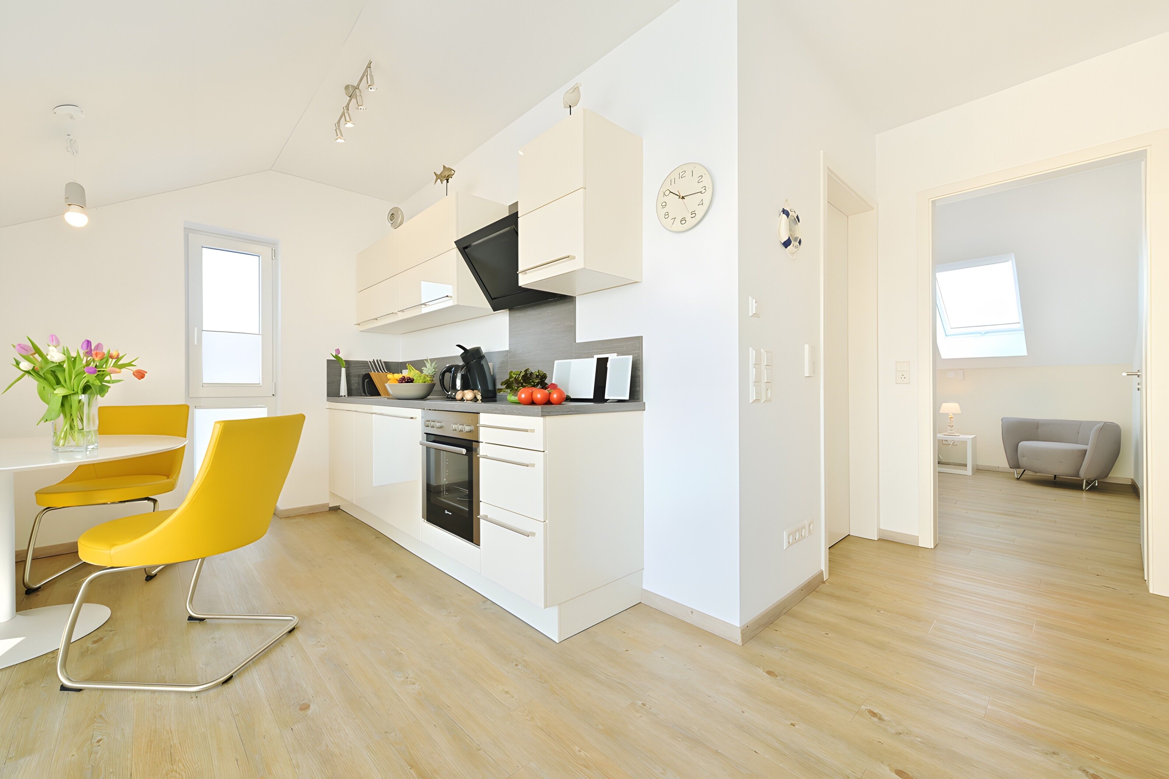 Kühlschrank, Ofen, Herdplatte, Geschirrspüler