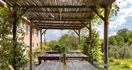 Room 'Olivo - Fattoria Le Caprine' with Shared Garden, Wi-Fi and Air Conditioning