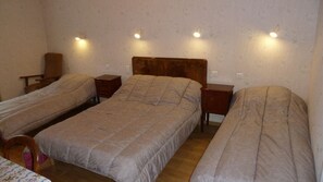 2 bedrooms, WiFi