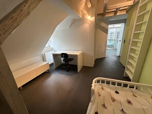 2 sovrum, strykjärn/strykbräda, wi-fi och sängkläder