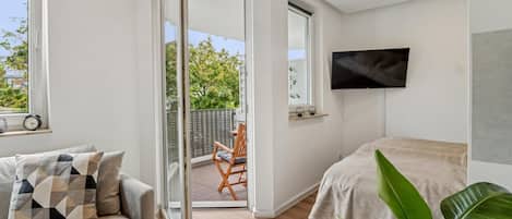 1 camera, Wi-Fi, lenzuola