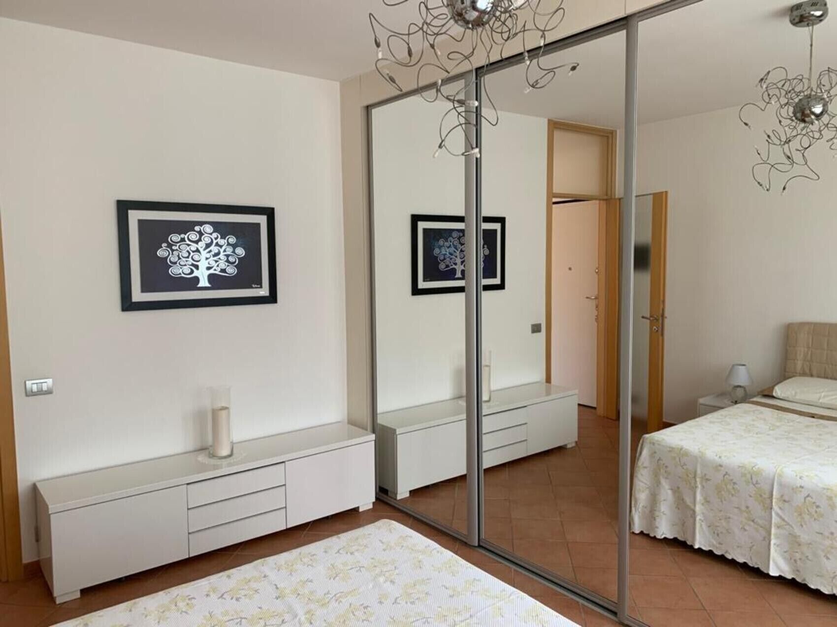 1 quarto, ferros/tábuas de passar roupa, Wi-Fi, roupa de cama