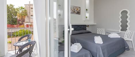 1 habitación, wifi y ropa de cama