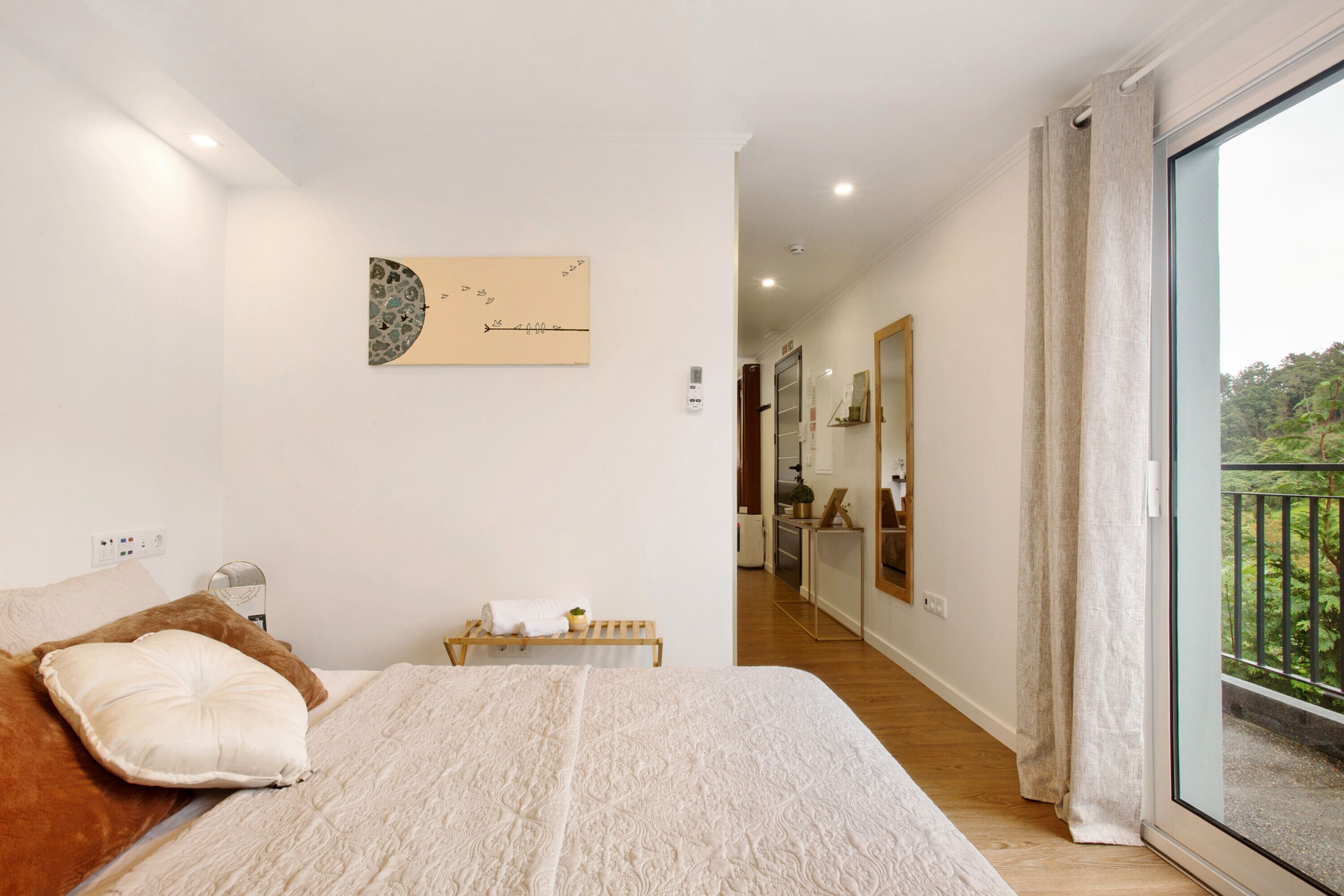 1 bedroom, WiFi, bed sheets