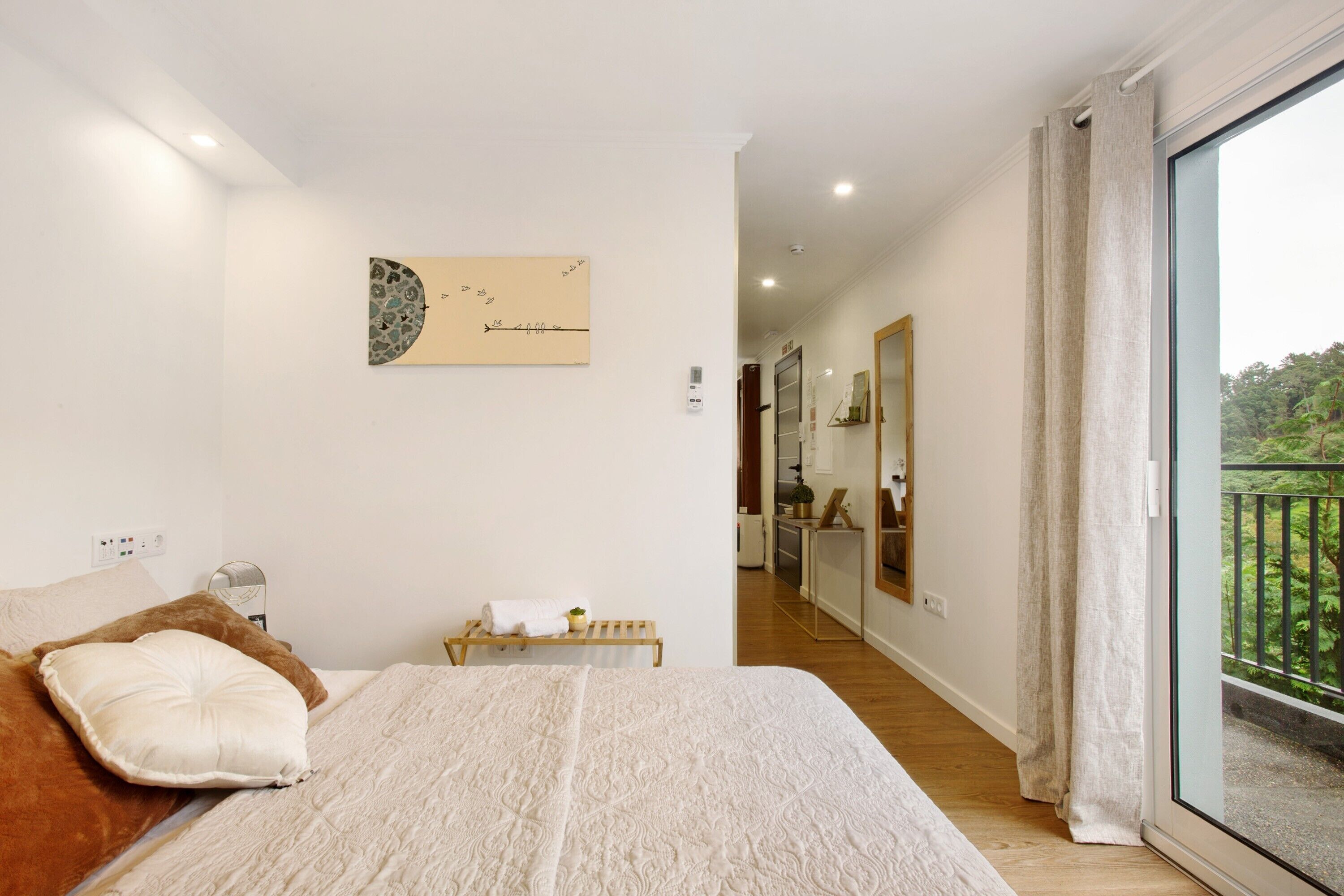 1 bedroom, WiFi, bed sheets