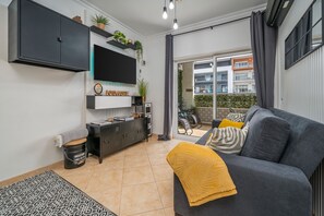 TV