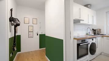 Kühlschrank, Ofen, Herdplatte, Geschirrspüler