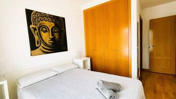 3 Schlafzimmer, Bügeleisen/Bügelbrett, WLAN, Bettwäsche
