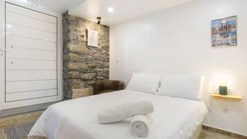 1 habitación, wifi y ropa de cama