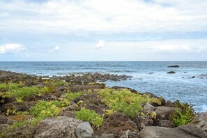 Beach nearby - Studio Apartment '- Casa Do Avós' with Sea View, Wi-Fi and Air Conditioning (São Vicente)