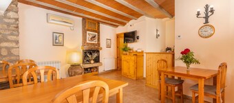 Chambre 'Habitación Cuadruple' avec vue sur la montagne, Wi-Fi et climatisation