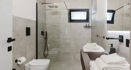 Room 'Scirocco' with Shared Garden, Wi-Fi and Air Conditioning