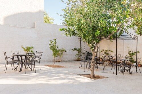 Zimmer 'Scirocco' mit Gemeinschaftsgarten, WLAN und Klimaanlage