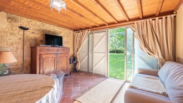 Chimenea y tenis de mesa