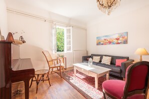 Fireplace, table tennis - Blousson, long farmhouse in the Gers (Malabat)