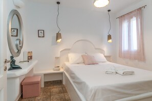 3 quartos, ferros/tábuas de passar roupa, Wi-Fi, roupa de cama