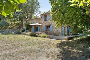 Exterior - House in Provence in a Former Fulling Mill (Entrepierres)